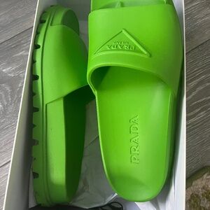 Prada Slides